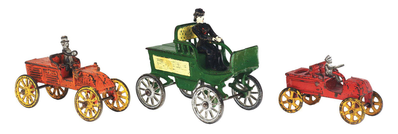 LOT OF THREE CAST IRON HORSELESS CARRIAGES. (1 of 2)