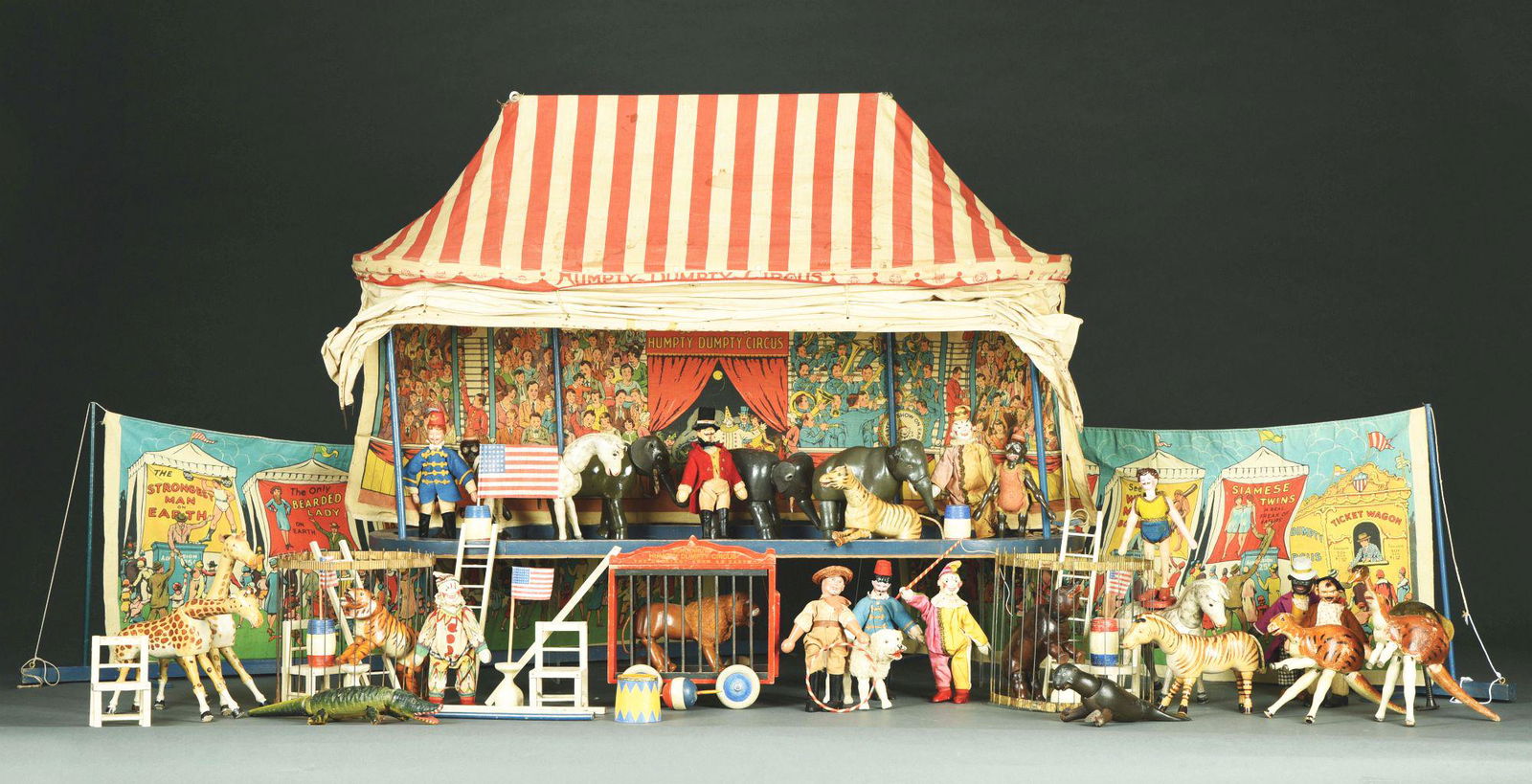 LARGE SCHOENHUT HUMPTY DUMPTY CIRCUS. (1 of 18)