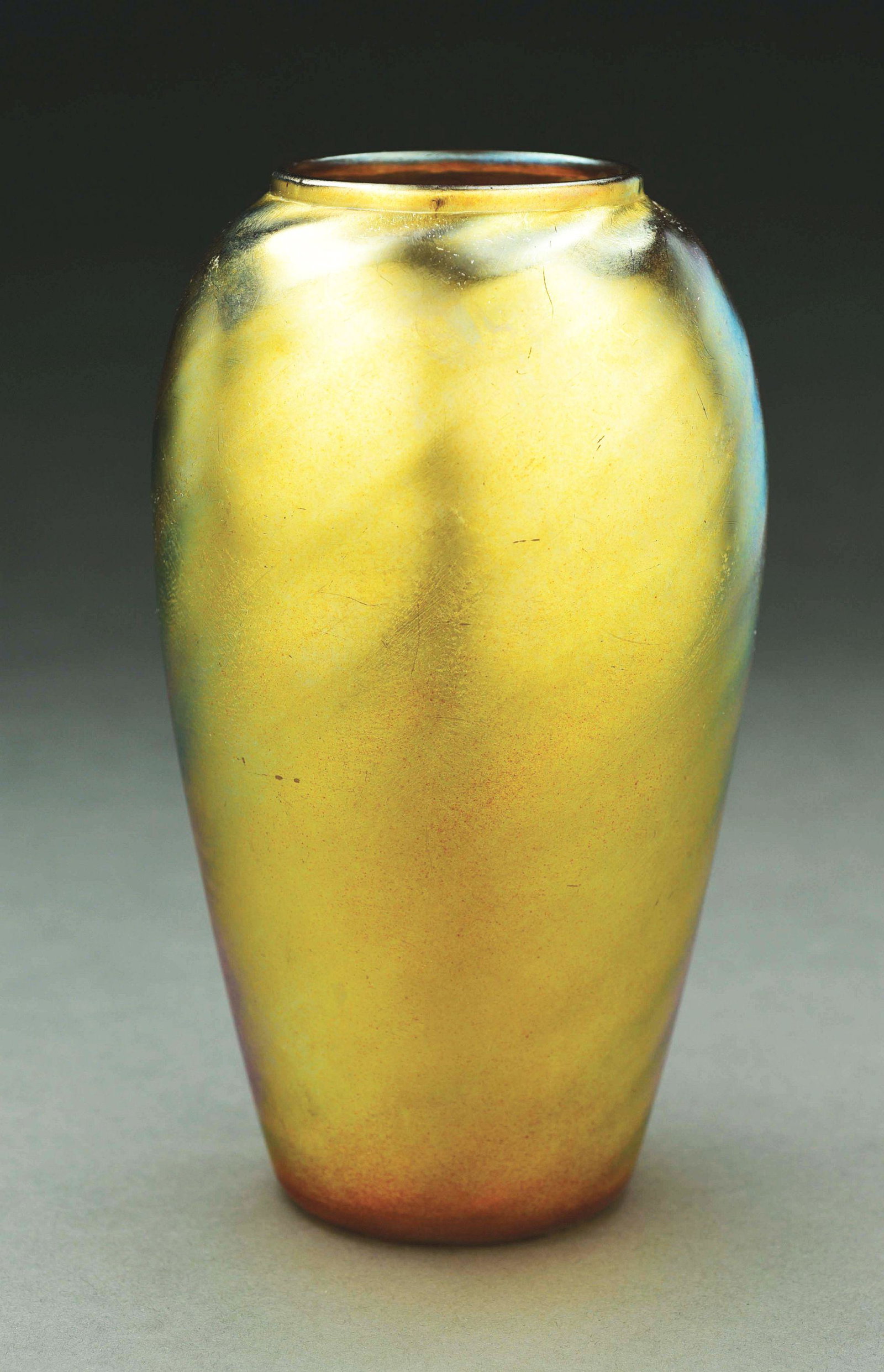DURAND GOLD LUSTRE VASE.: Strong iridescence. Signed on pontil "Durand #1722-8". Condition: (Excellent). Dimensions: 7 - 7/8" x 4 - 3/4" x 4 - 3/4".