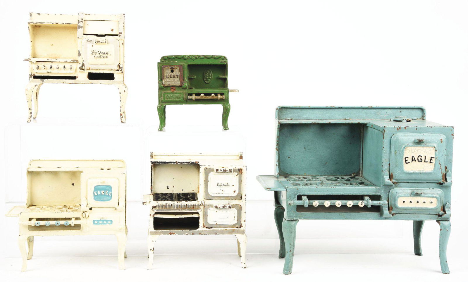 LOT OF 5: CAST-IRON KENTON AND ARCADE STOVES. (1 of 3)