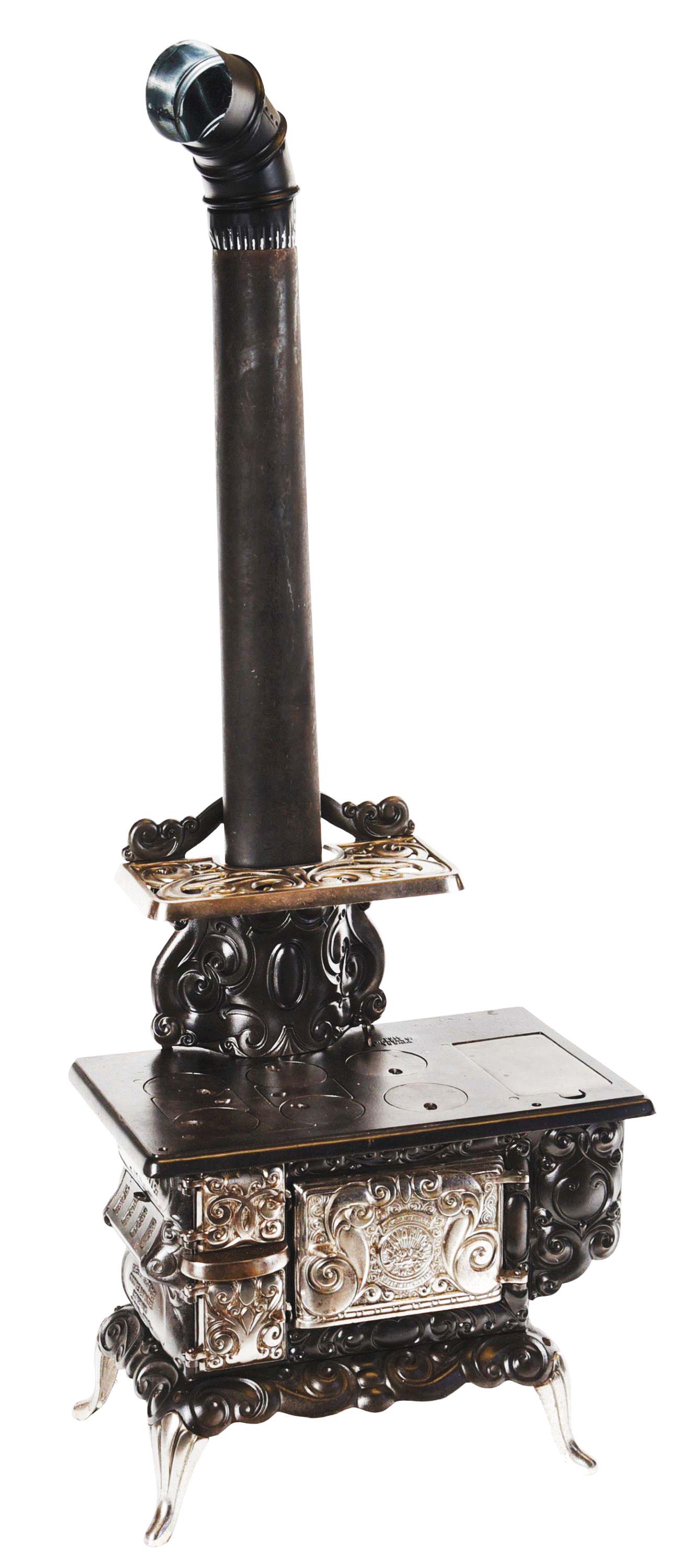 LARGE CAST-IRON FAVORITE STOVE COMPANY CHILDREN'S (1 of 4)