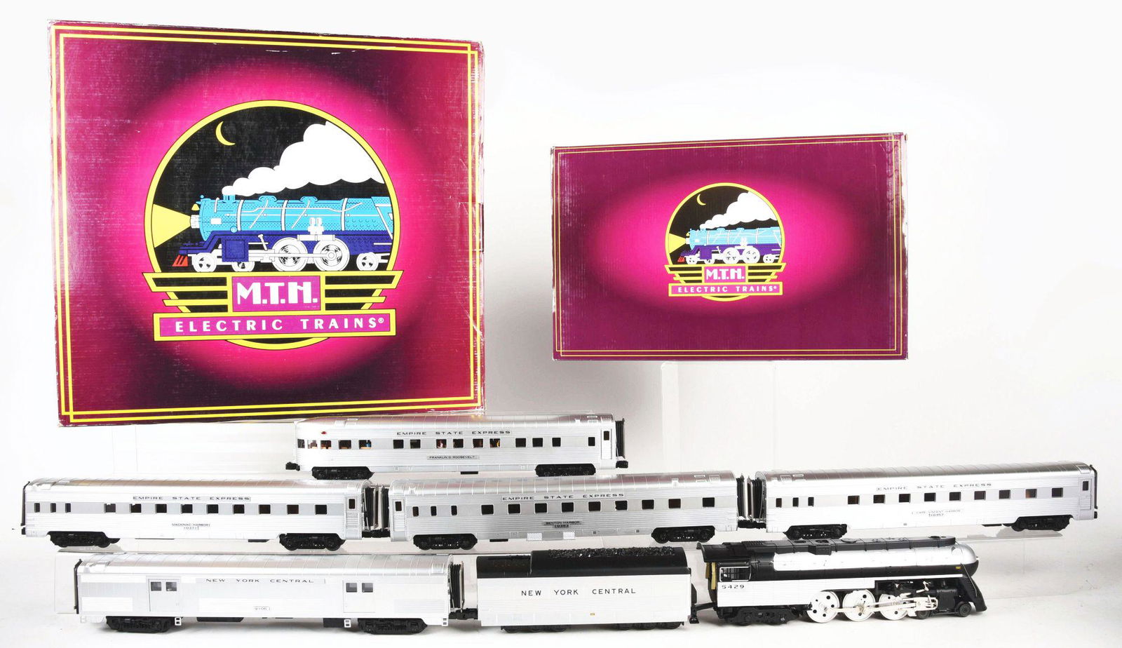 MTH EMPIRE STATE EXPRESS STEAM ENGINE PASSENGER TRAIN (1 of 5)