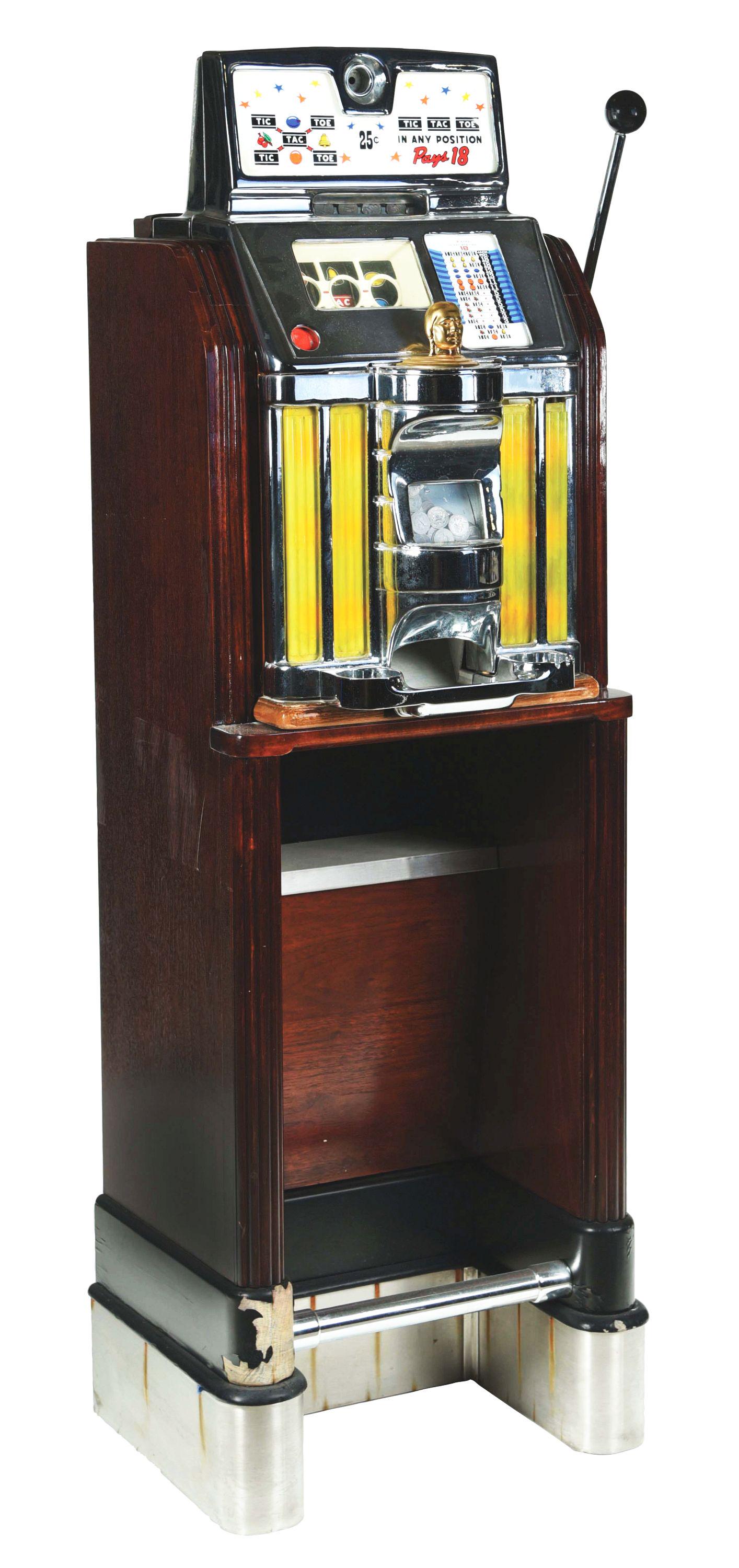 25¢ TIC-TAC-TOE SLOT MACHINE. (1 of 5)