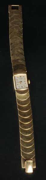 Antique Jewelry 14K Y.Gold Universal Geneve Watch.: Description Weighs 28 pennyweights. Working. Condition (Excellent).