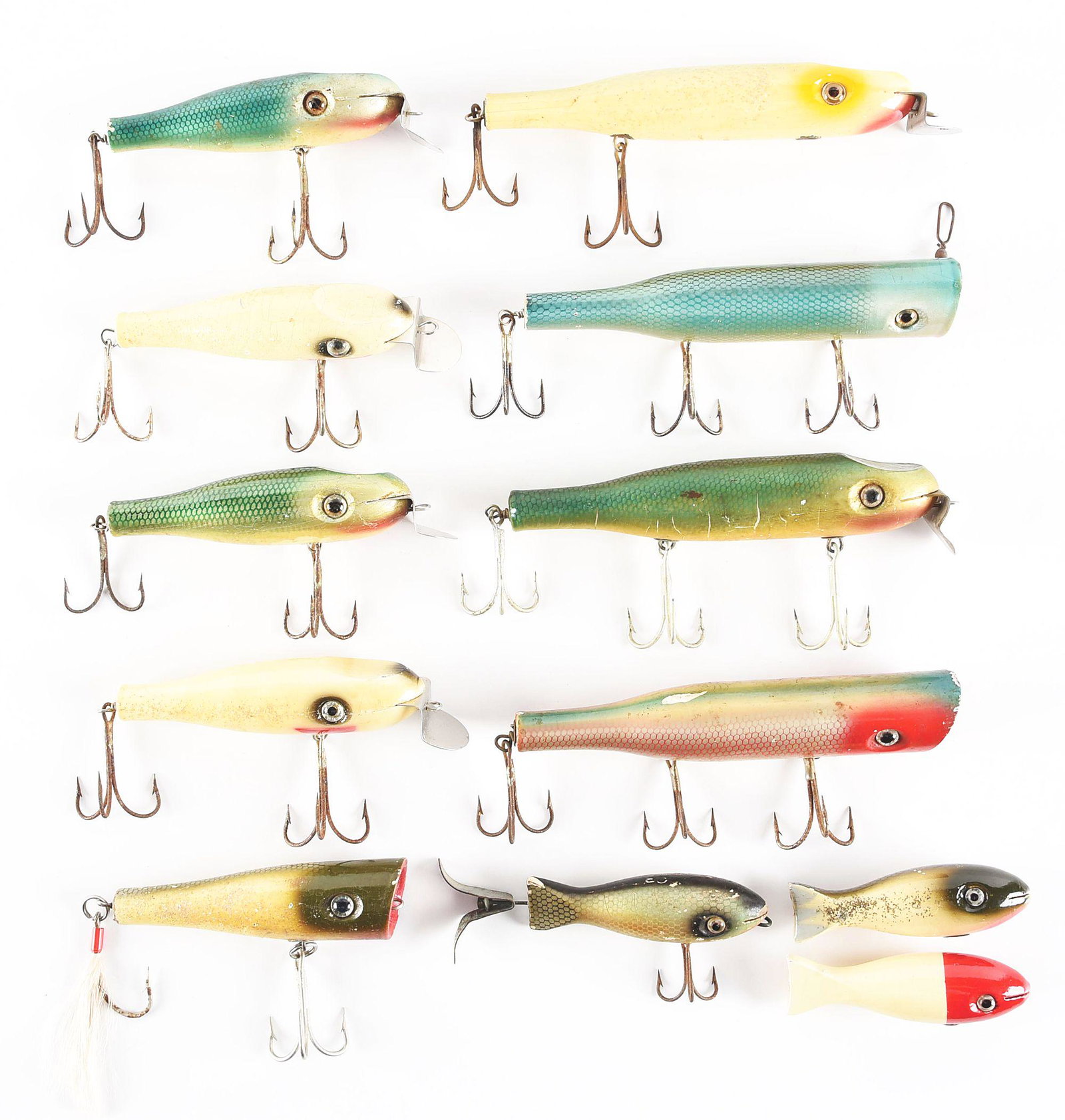 LOT OF 12: SNOOK BAIT FISHING LURES.: Lot of 12 snook bait fishing lures. Many different styles and manufacturers including 2 beautiful baby snook weasels, unrigged, and various other styles. CONDITION: Very good to excellent.