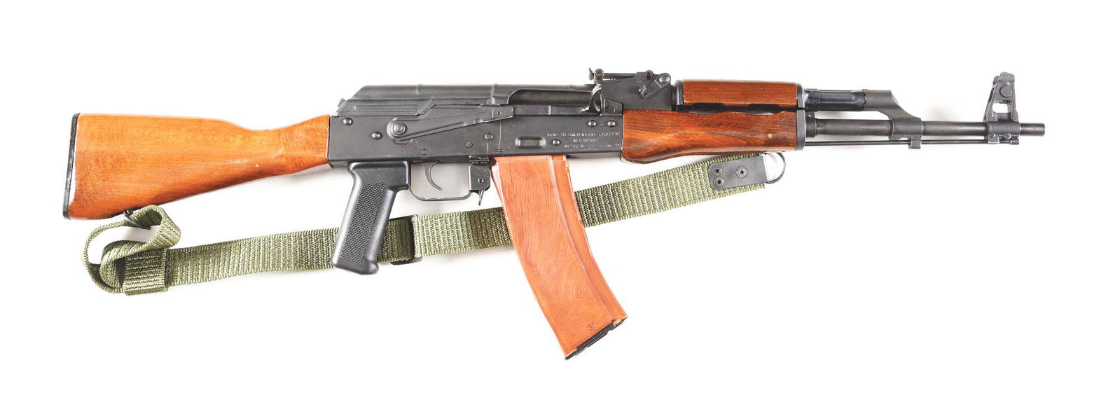 (M) ROMANIAN SAR2 AK74 PATTERN SEMI-AUTOMATIC RIFLE: Hooded post front sight and U notch 1000 yard rear sight. Matching serial numbers observed on dust cover, bolt, and bolt carrier. Upturned charging handle and trimmed bayonet lug, unthreaded muzzle. W