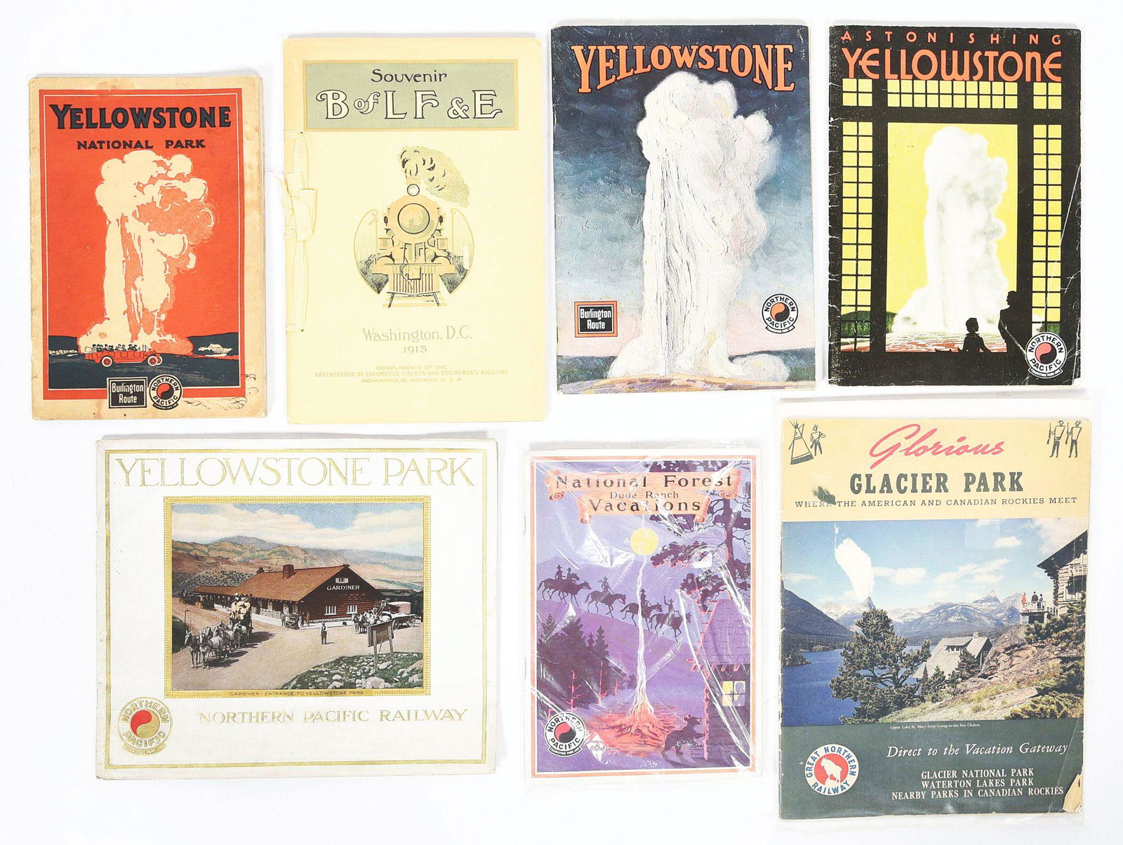 LOT OF RAILROAD ADVERTISING BROCHURES. (1 of 6)