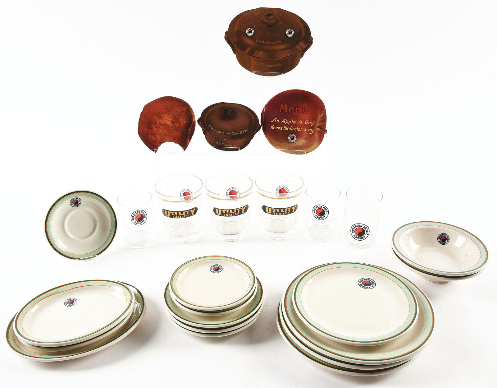 LOT OF NORTHERN PACIFIC "MONAD" DINING CAR CHINA AND (1 of 16)
