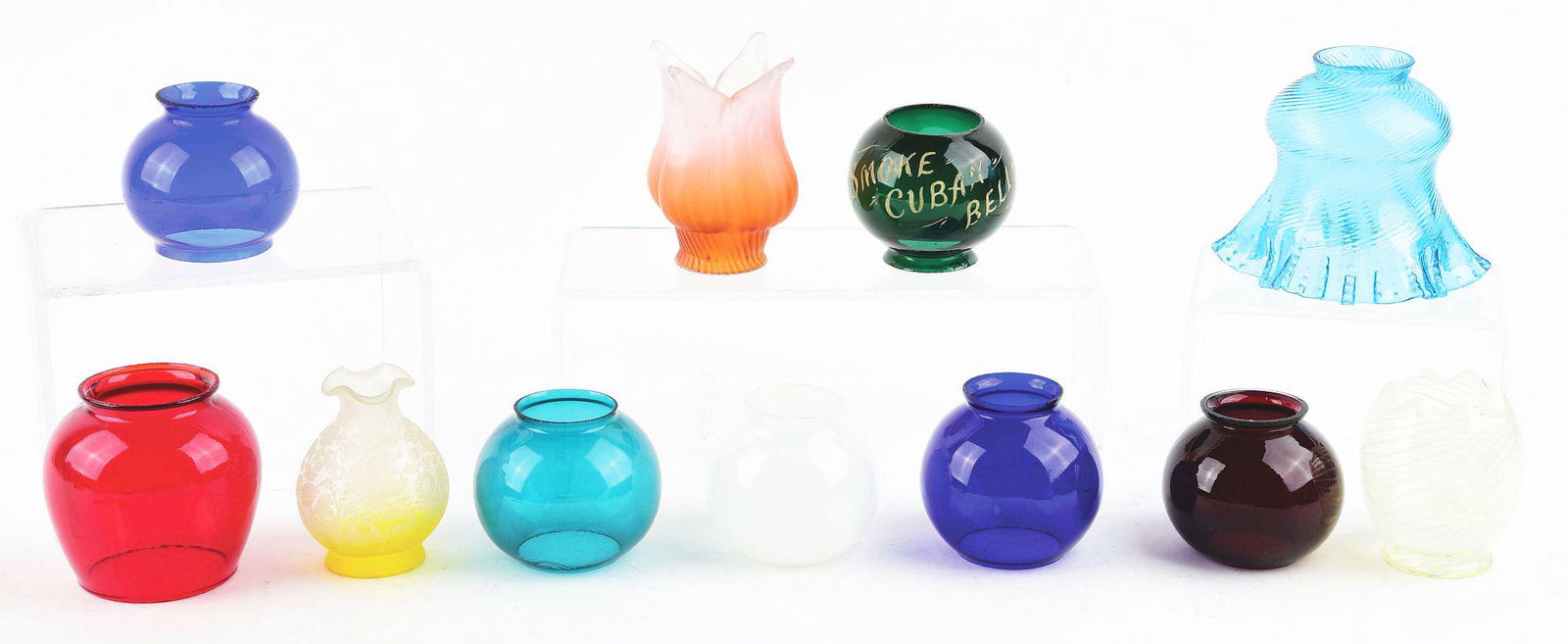 LOT OF 11: SMALL LAMP AND CIGAR LIGHTER GLOBES. (1 of 1)