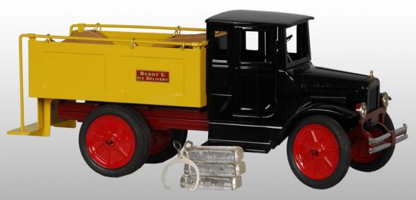 Pressed Steel Buddy L Doored Baggage Truck Toy.: Description Circa 1931. Engine no. 203B. T production. New old stock. Includes original shipping box. Size 24" L.