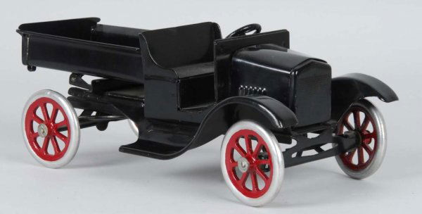 Pressed Steel Buddy L Flivver Dump Cart.: Description Missing dump handle. Armature restoration. Condition (Restored). Size 12" L.