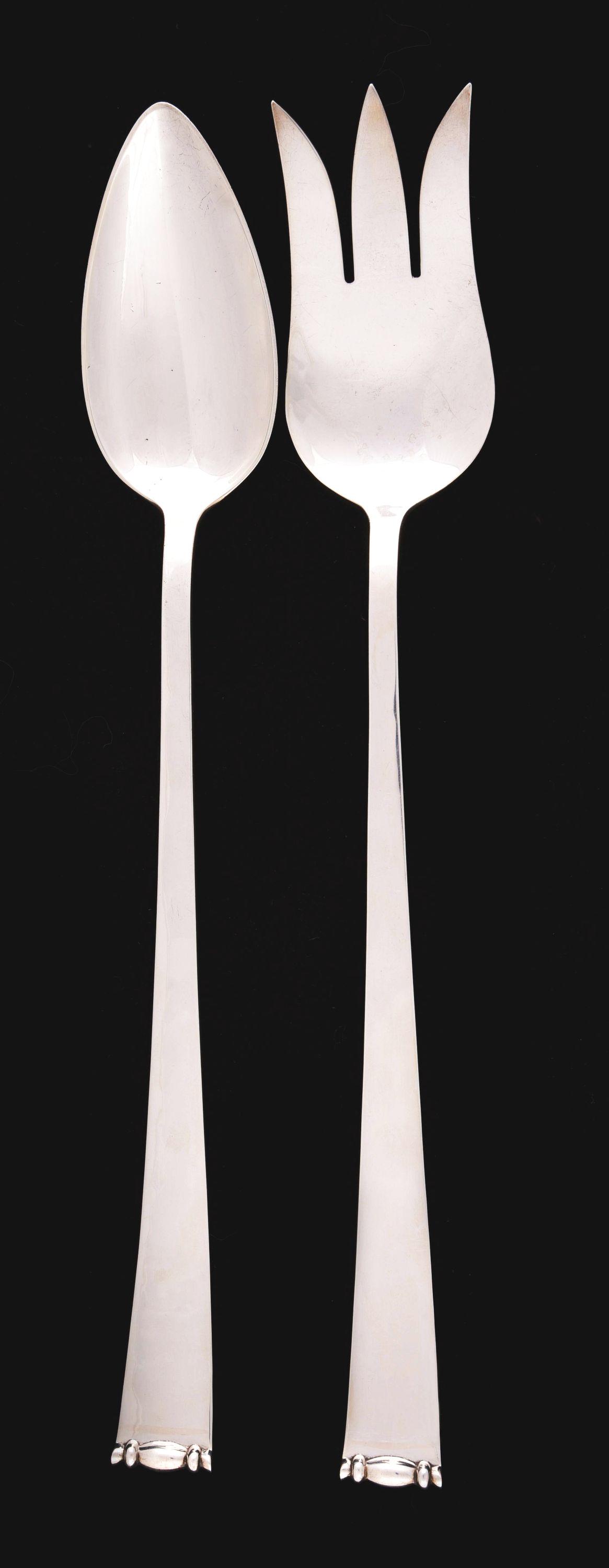 ALLAN ADLER STERLING ”MODERN GEORGIAN” SERVERS.: Hand Hammered Sterling. Marked ALLAN ADLER, HANDMADE STERLING, circa 1955. Length: 14 - 1/4". Weight: 10.5 oz t. Condition: (Mint). Dimensions: Largest: 14 - 3/8" x 2 - 1/4" x 1 - 1/2".