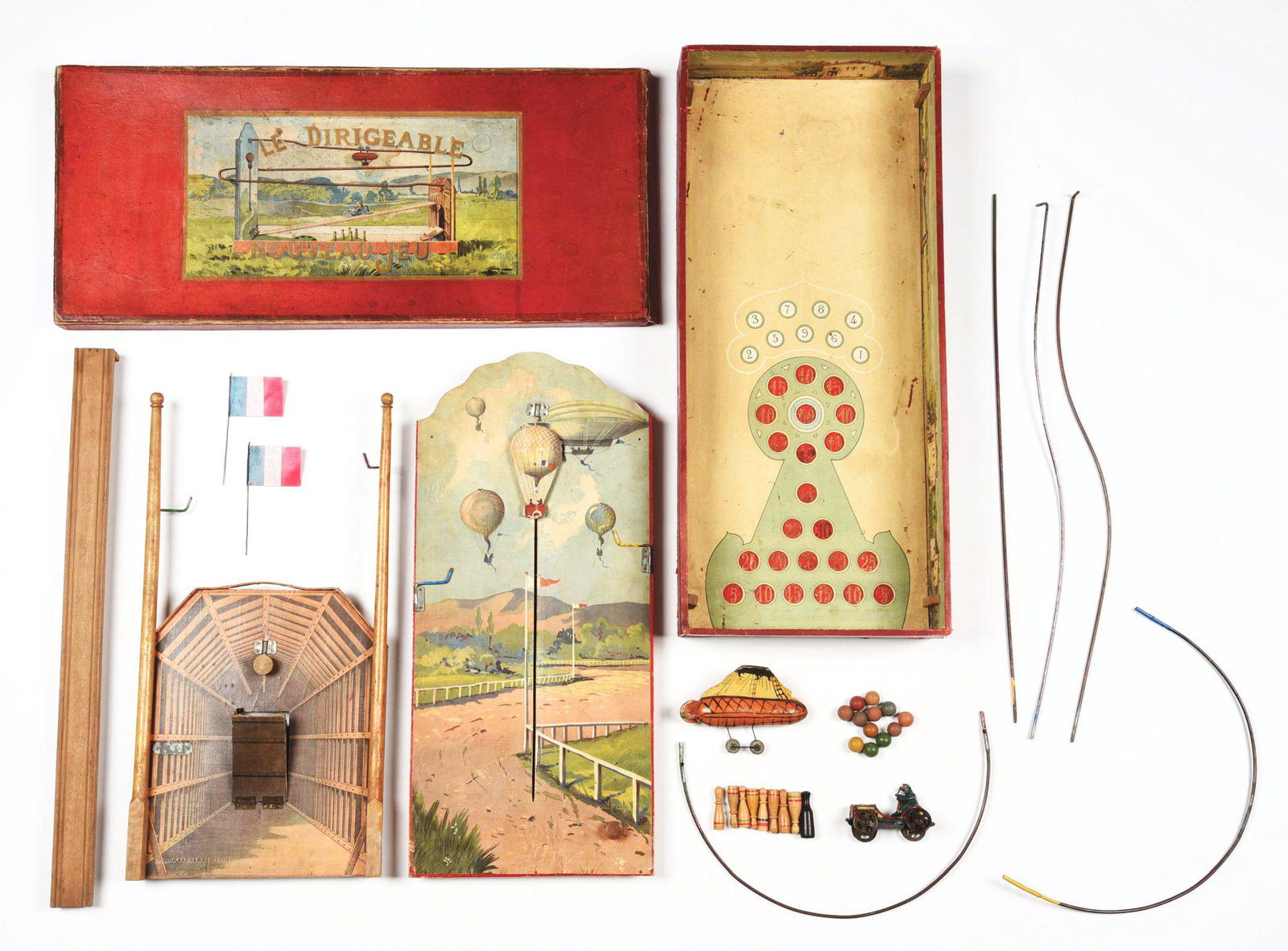 VERY INTERESTING FRENCH DIRIGIBLE GAME. (1 of 9)