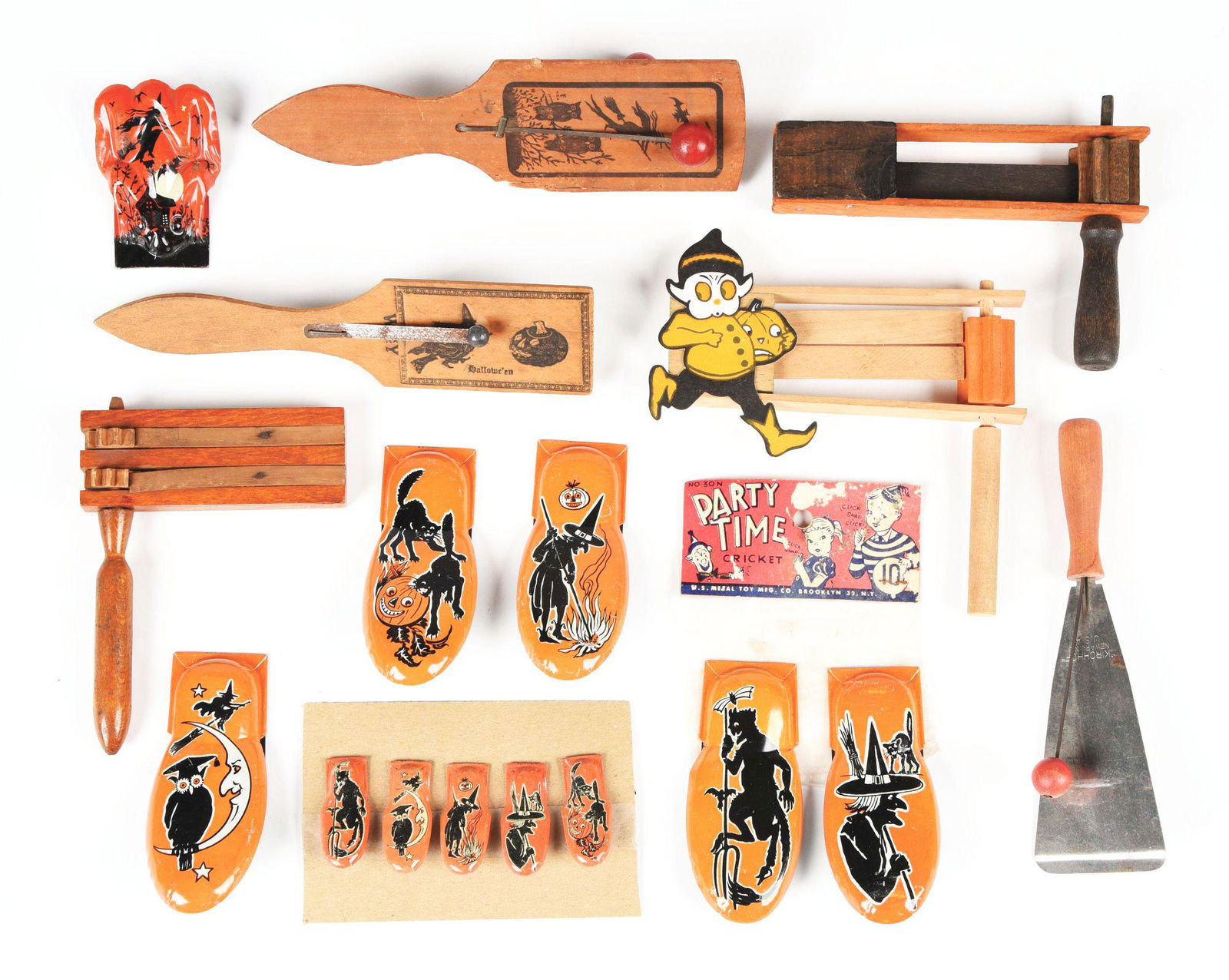 LARGE LOT OF 15+ HALLOWEEN WOODEN NOISE MAKERS AND (1 of 1)