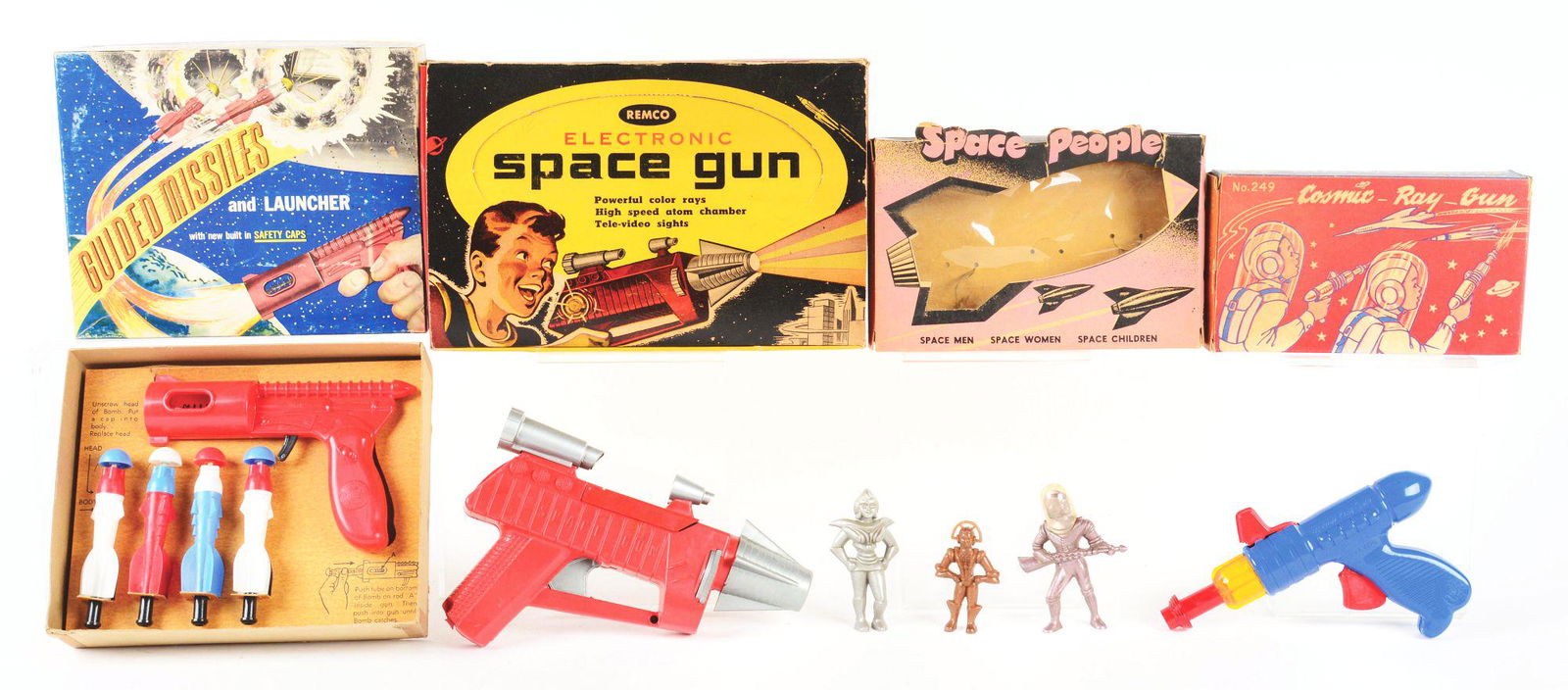 LOT OF 4: VARIOUS AMERICAN MADE SPACE TOYS. (1 of 1)