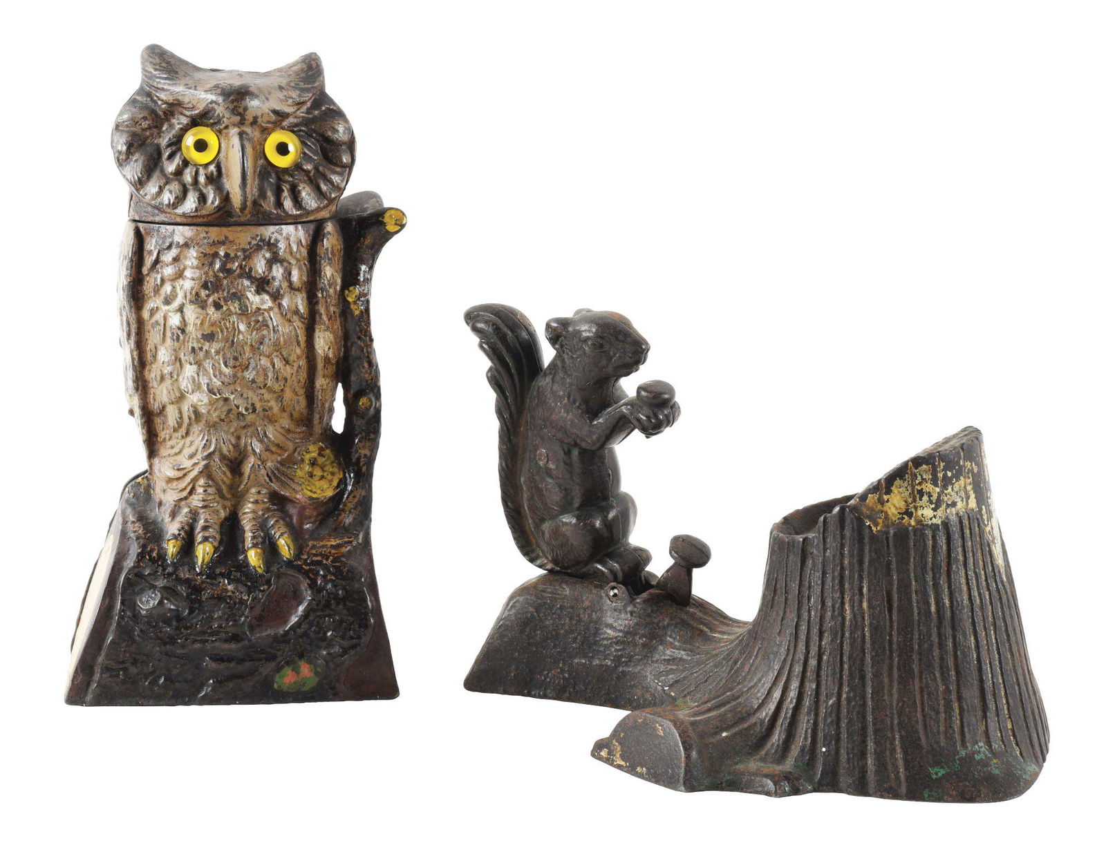LOT OF 2: SQUIRREL AT TREE STUMP AND OWL TURNS HEAD (1 of 5)