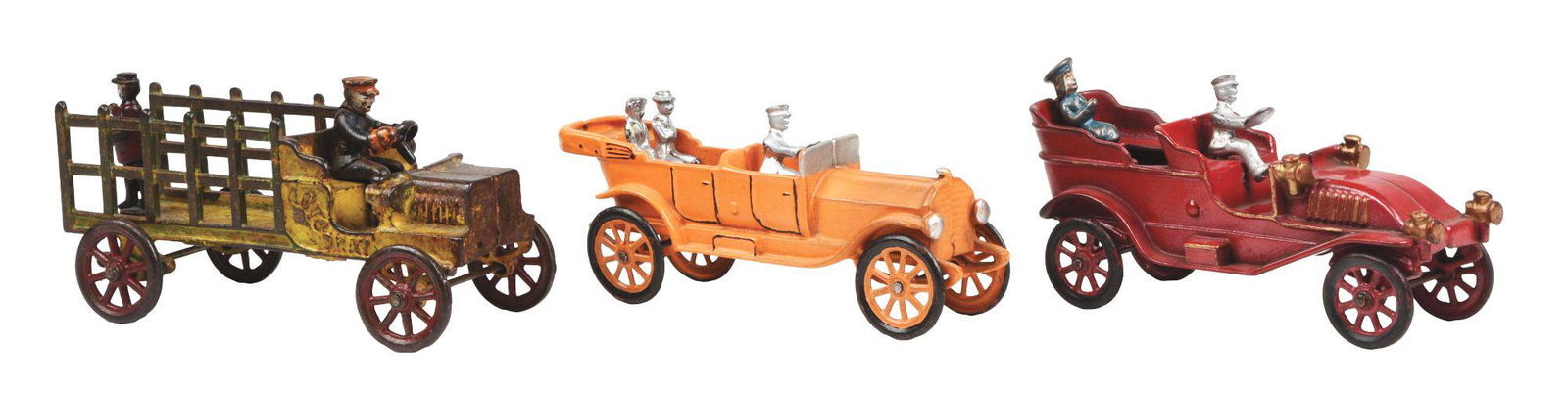 LOT OF 3: AMERICAN MADE CAST IRON CARS AND TRUCKS. (1 of 4)