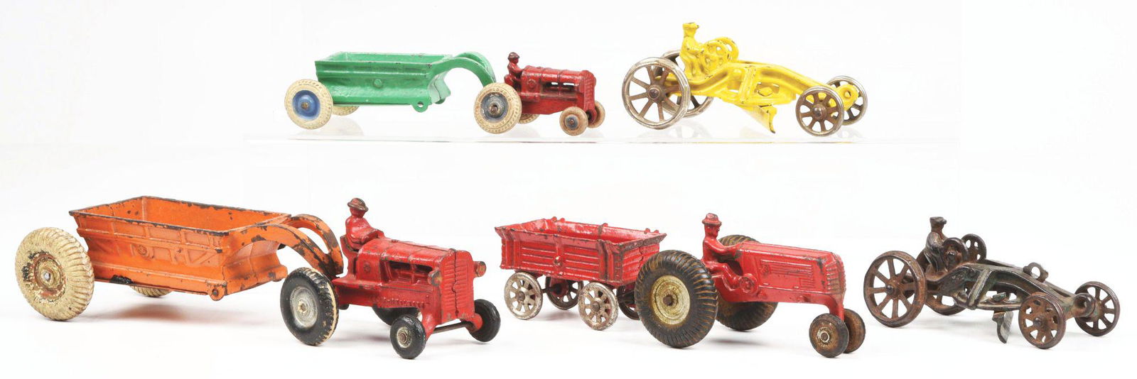 LOT OF 5: CAST IRON ARCADE FARM RELATED TOYS. (1 of 3)