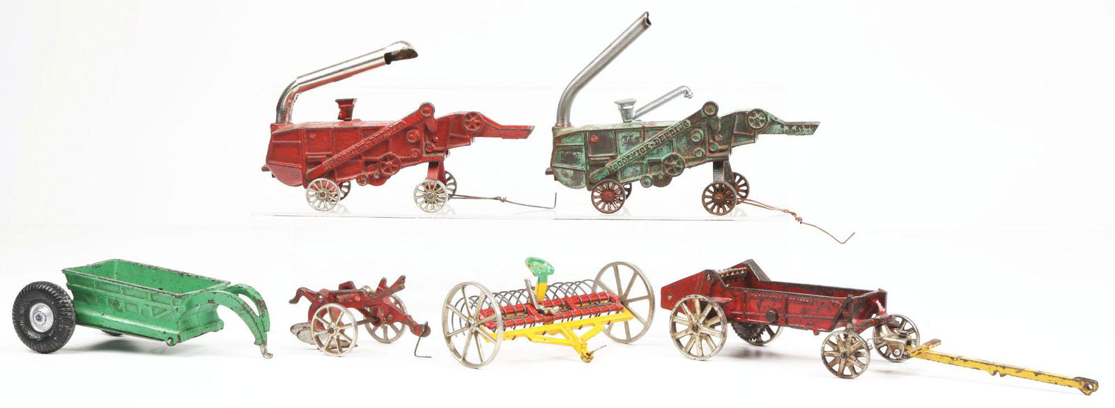 LOT OF 6: VARIOUS CAST IRON ARCADE FARM RELATED TOYS. (1 of 3)