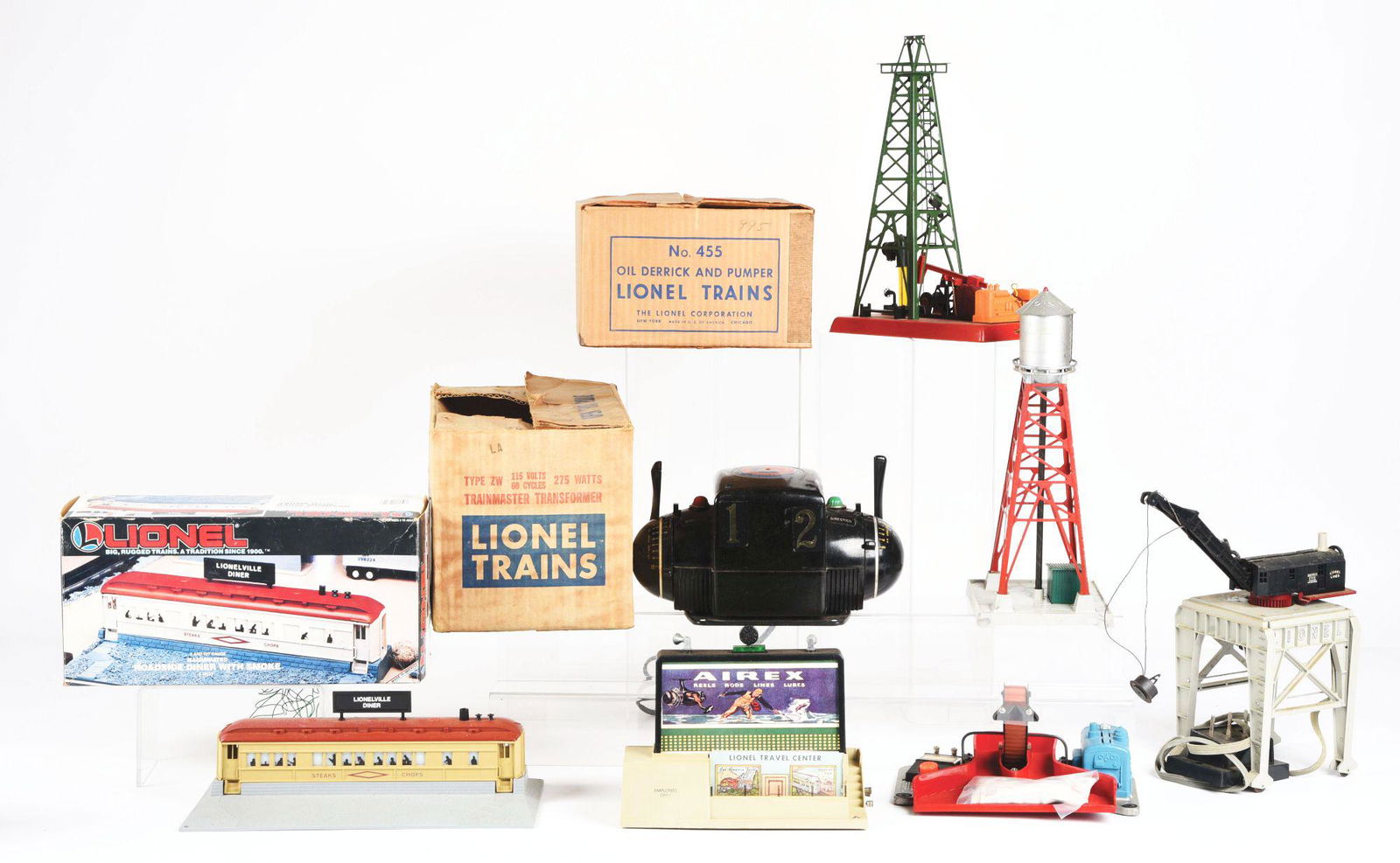 LOT OF 7: LIONEL ACCESSORIES. (1 of 1)