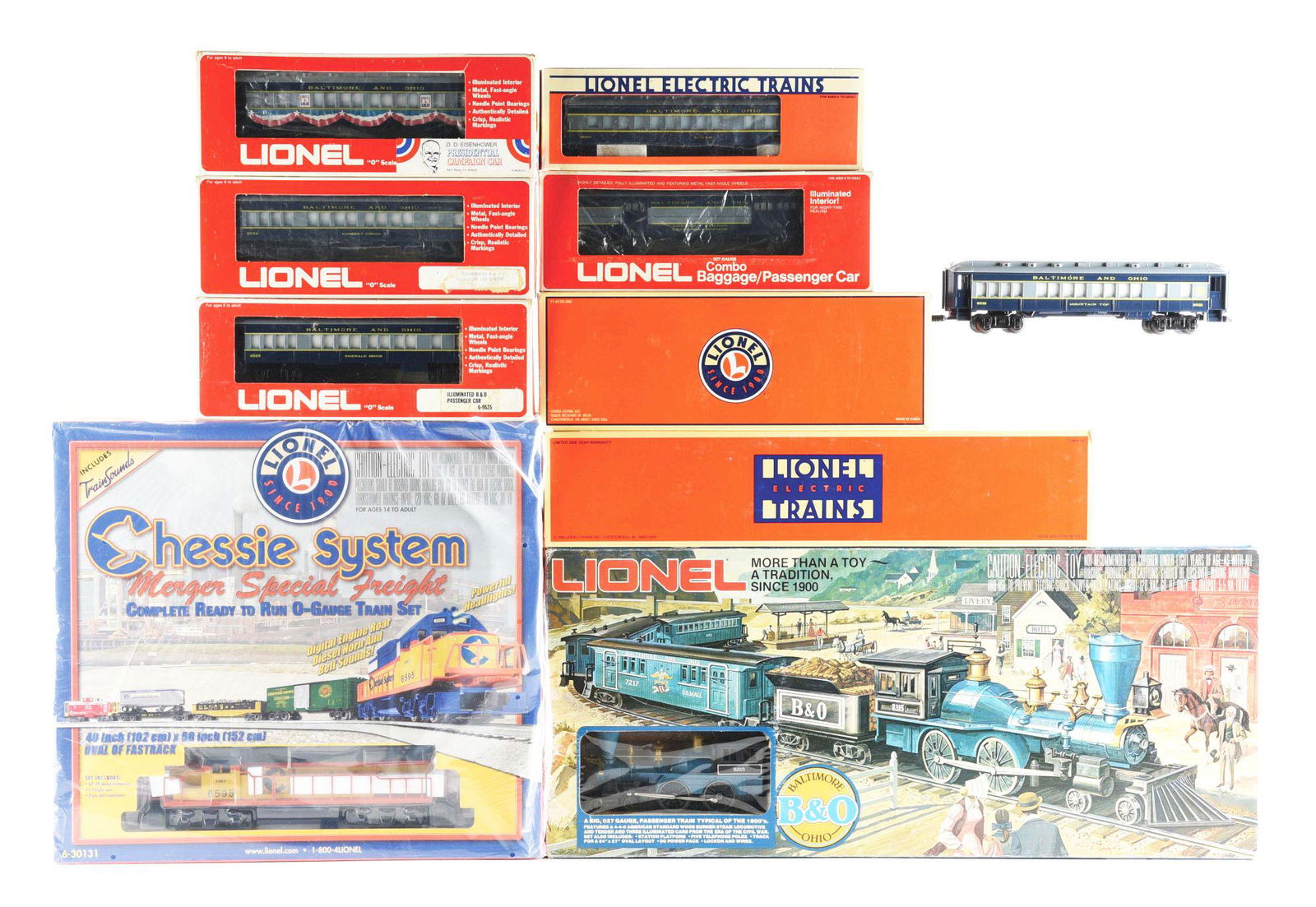 LOT OF 10: LIONEL TRAINS. (1 of 7)