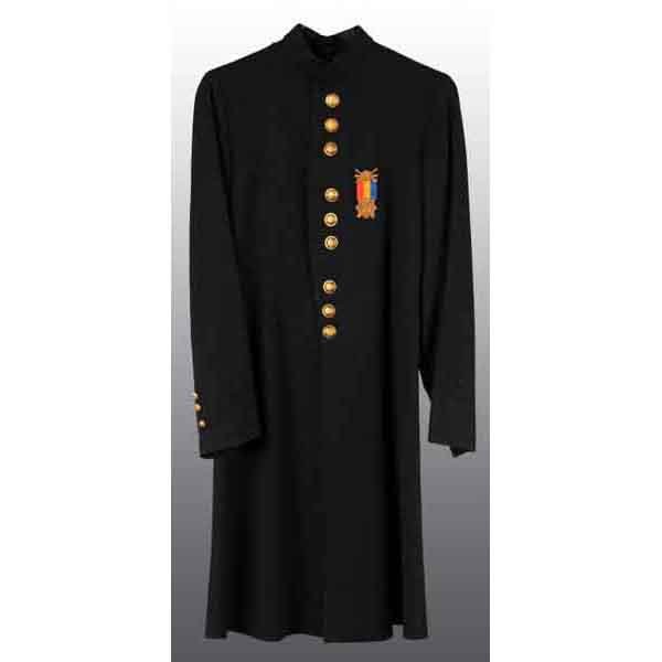 Civil War Veterans GAR Dress Tunic with Medal.: Circa 1861 to 1865. Three button officer grade pattern with label marked "W.J. Mitchell Columbus, Ohio". Also includes a Veterans Union Medal. (Excellent).