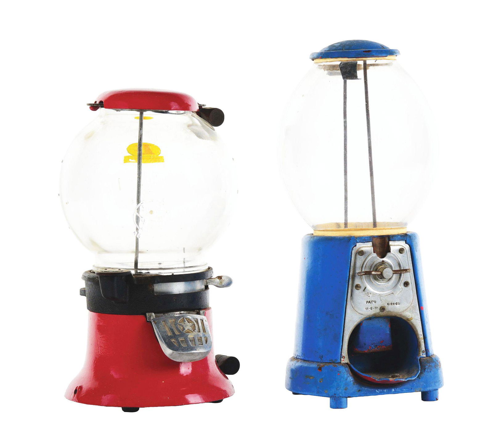 LOT OF 2: VENDING MACHINES. (1 of 4)