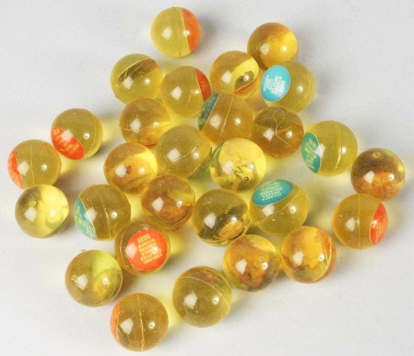 Large Lot of 1960s Baseball Rubber Balls.: Includes 100 common players and 28 star players, including several HOFers. Size: