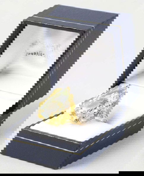 10K Yellow Gold Ladies Ring.: With aquamarine and one small diamond. Correction - 18K gold. Has a 13 carat untreated aquamarine.