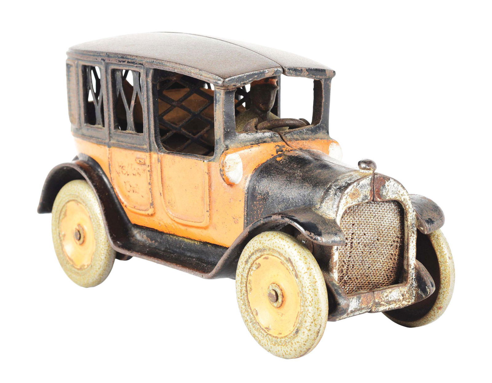 ARCADE CAST IRON YELLOW CAB BANK. (1 of 5)