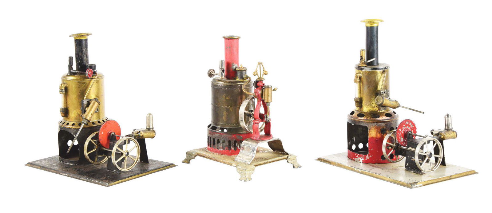 LOT OF 3: GERMAN WEEDEN VERTICAL STEAM ENGINE TOYS. (1 of 4)