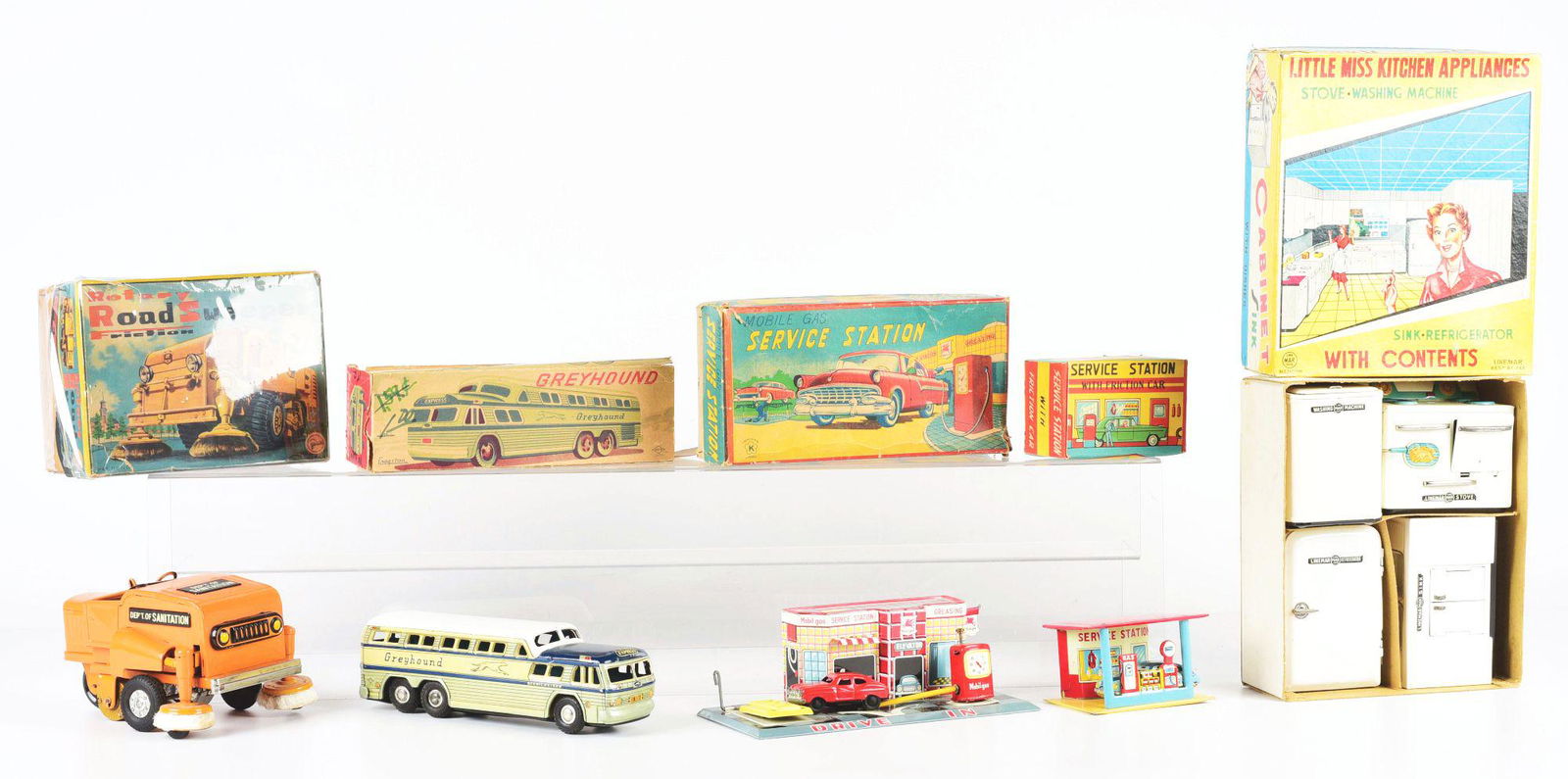 LOT OF 5: VARIOUS JAPANESE VEHICLE AND APPLIANCE TOYS. (1 of 4)
