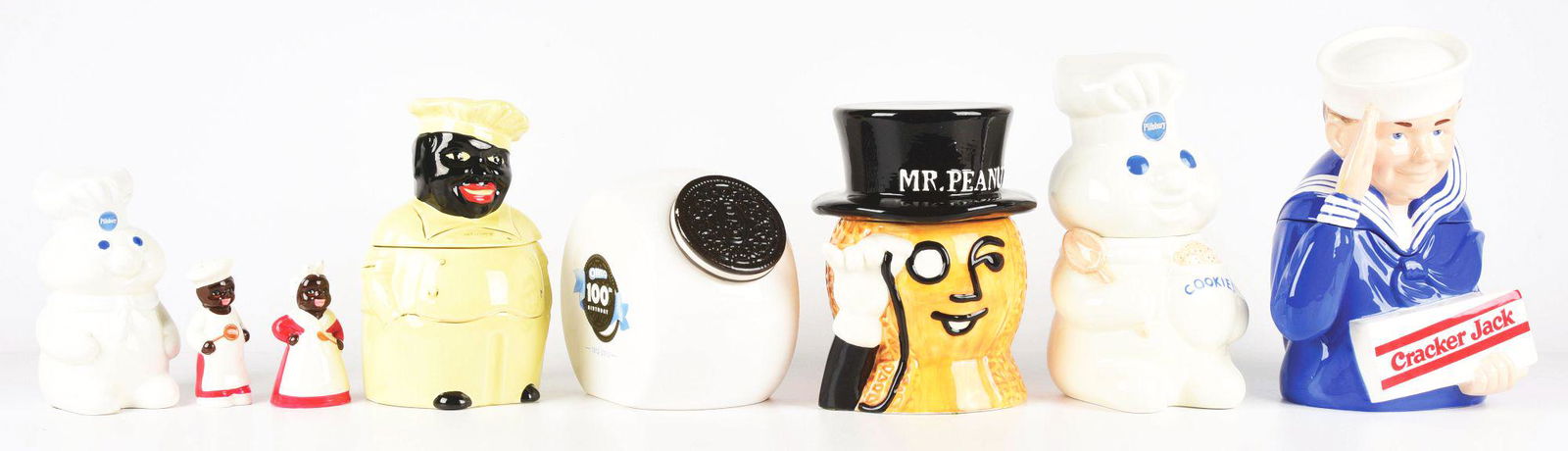 LOT OF 8: CONTEMPORARY COOKIE JARS AND OTHER ITEMS. (1 of 5)