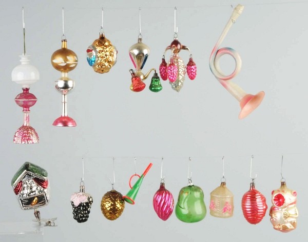 Lot of 15: Blown Glass Christmas Ornaments.: Includes a Punch and Judy clip-on, two oil lamps, two ornaments with three smaller dangling bells and pine cones, and one wide-mouth frog. Size: