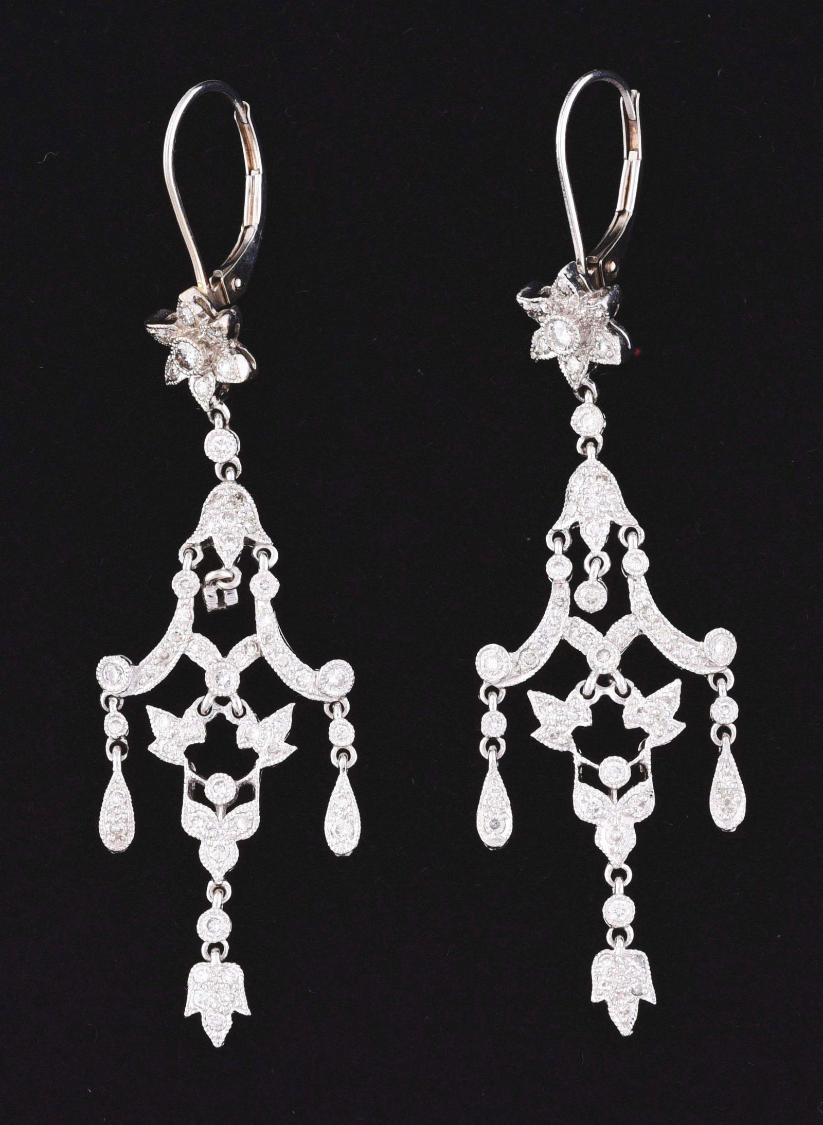 LADY'S 14K WHITE GOLD 1CT TW DIAMOND DROP EARRINGS. (1 of 2)