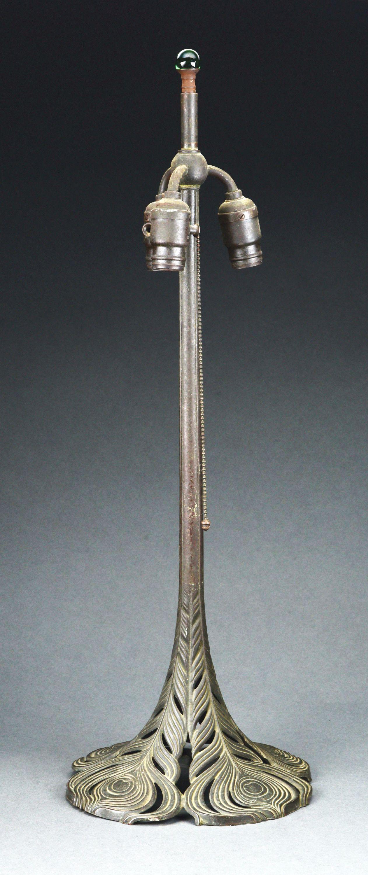 HANDEL PEACOCK LAMP BASE. (1 of 7)