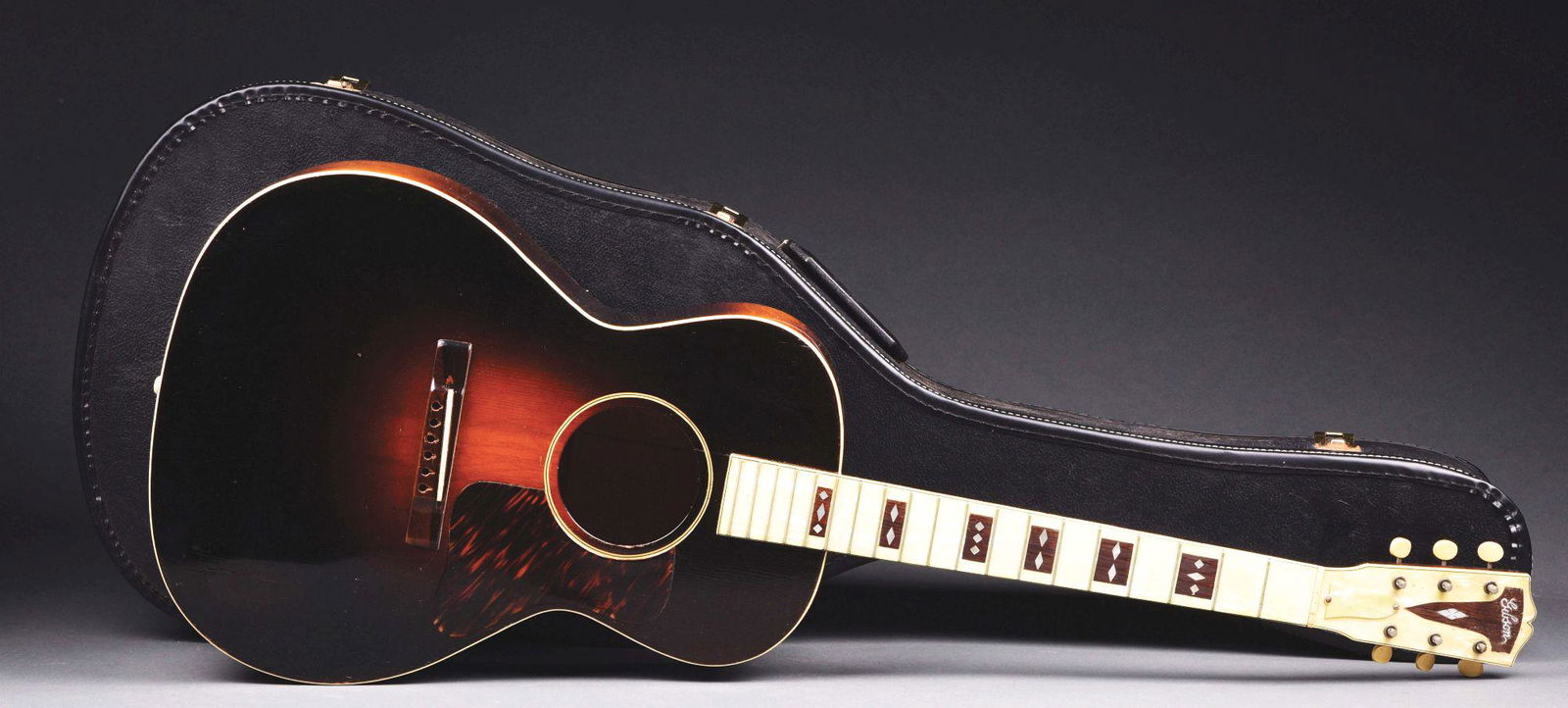 1938 GIBSON L-C/CENTURY GUITAR. (1 of 10)