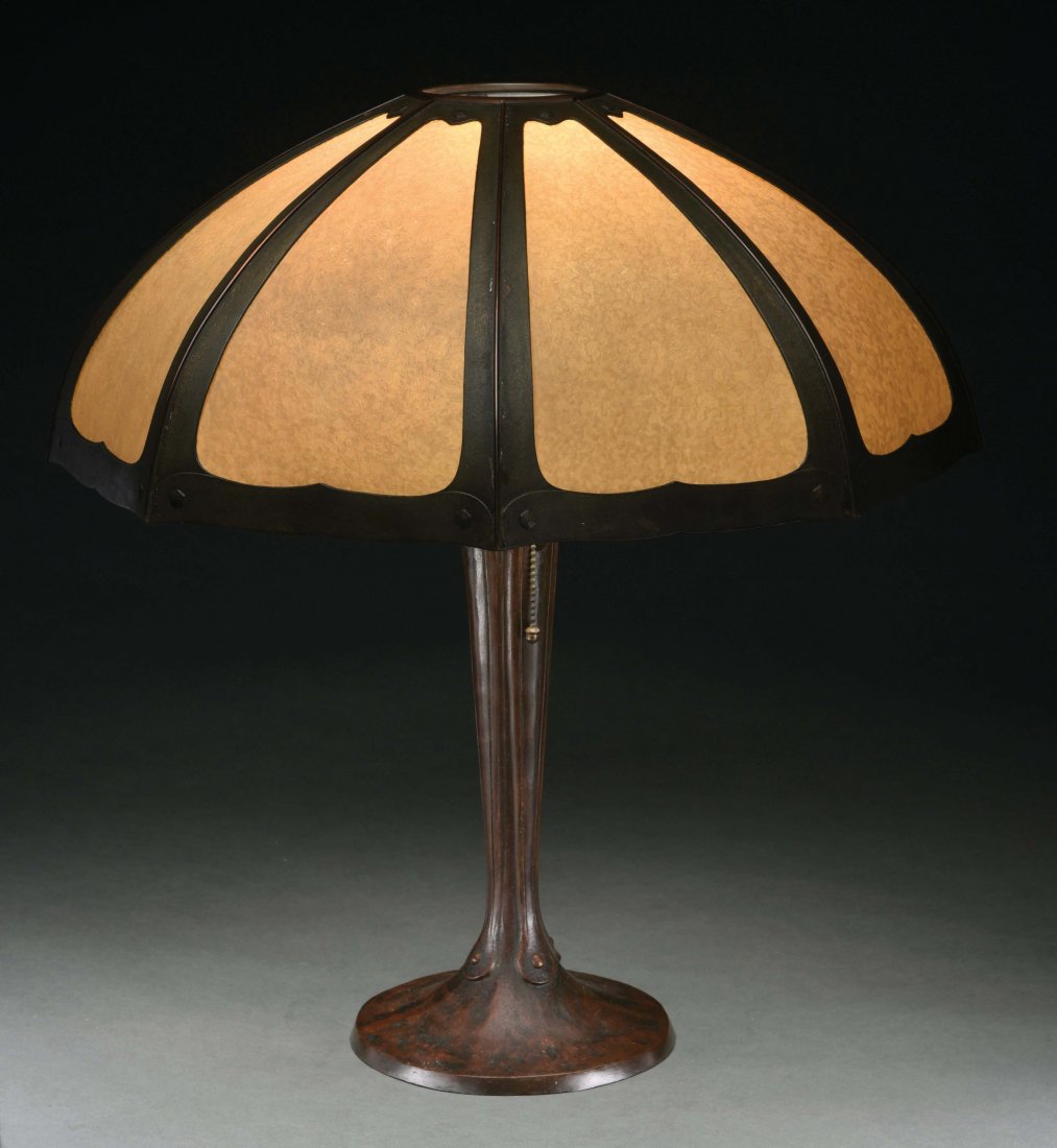 HANDEL TABLE LAMP. (1 of 7)