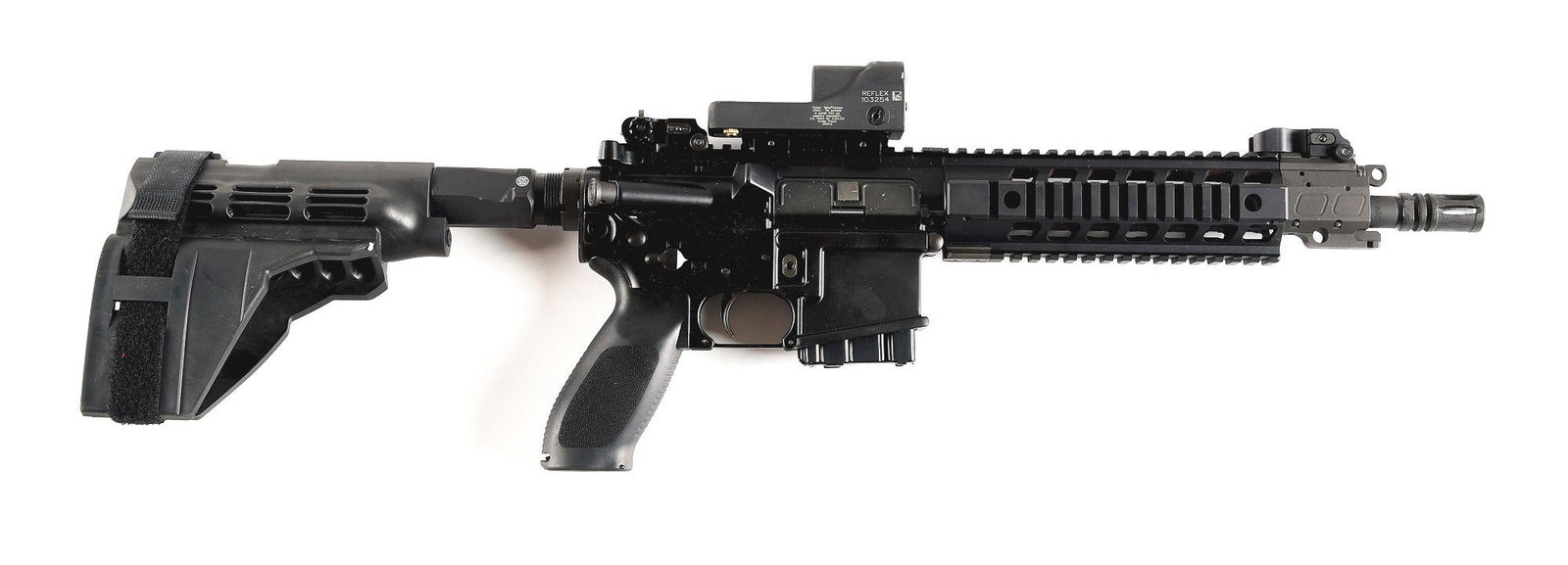 (M) SIG SAUER 516 PISTOL WITH STABLIZING BRACE,: Short stroke gas piston version of the familiar AR platform. 10" barrel with 1:7 twist. 7 - 1/4" flat top quad rail forearm with unmarked metal backup iron sights and Trijicon 1x24 Reflex sight with p