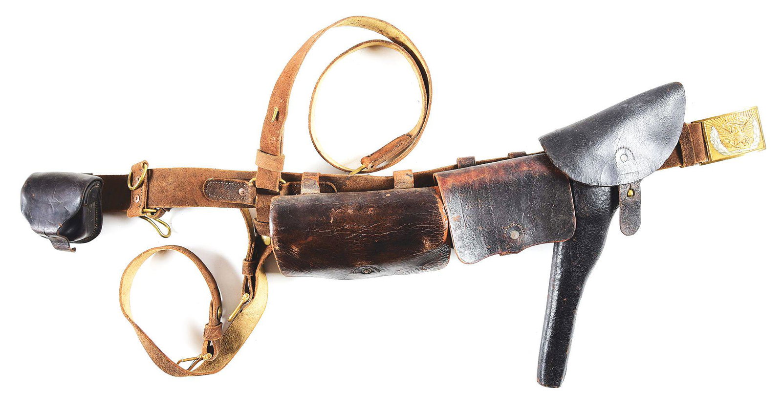 EXCELLENT COMPLETE CIVIL WAR CAVALRY BELT RIG.: This is a scarce chance to acquire a full Union cavalry belt rig with holster, cap box, pistol and carbine boxes, with all slings and plate in place and matching. The buff saber belt is complete with 