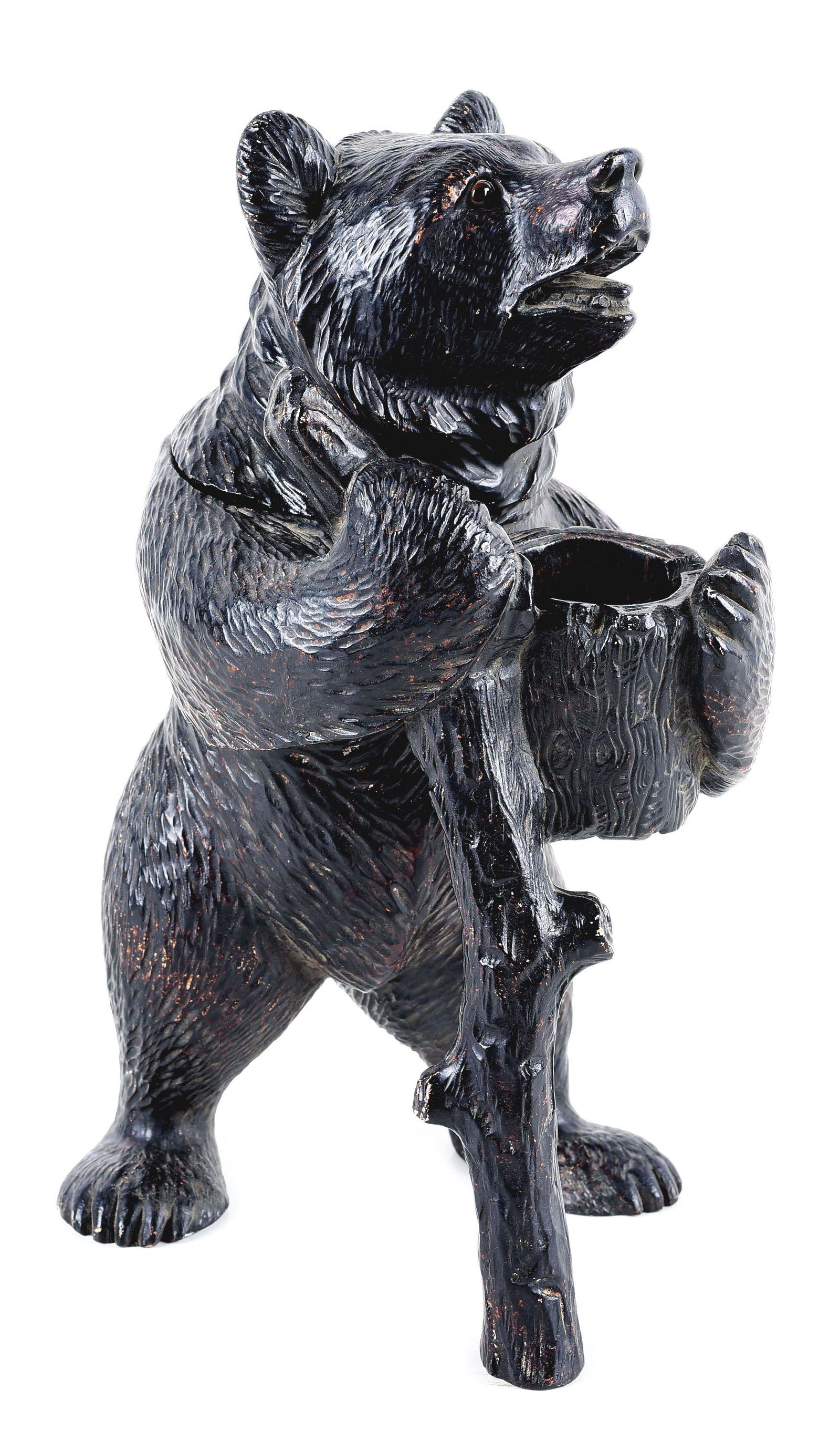 BLACK FOREST BEAR HUMIDOR.: Early 1900s. Made of ceramic. Glass eyes. Wonderful detail. CONDITION: Excellent.