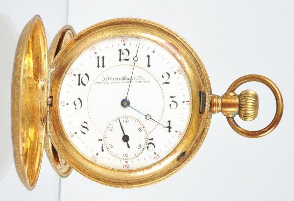 Illinois Hunter Case Pocket Watch.: Special for a railroad company. No. 1329681, works sporadically, 17 jewels and 2" diameter. Size: