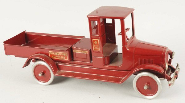 Pressed Steel Buddy L Contemporary Red Baby.: Description American. Made up of mostly original parts with an extended body to give it the custom look. Full professional restoration. Condition (Restored). Size 28 - 1/2" L. Dimensions:28 - 1/2" L.