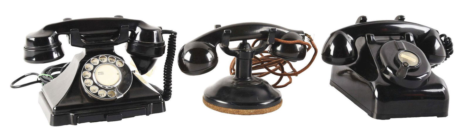 LOT OF 3: BLACK DESK TELEPHONES. (1 of 7)