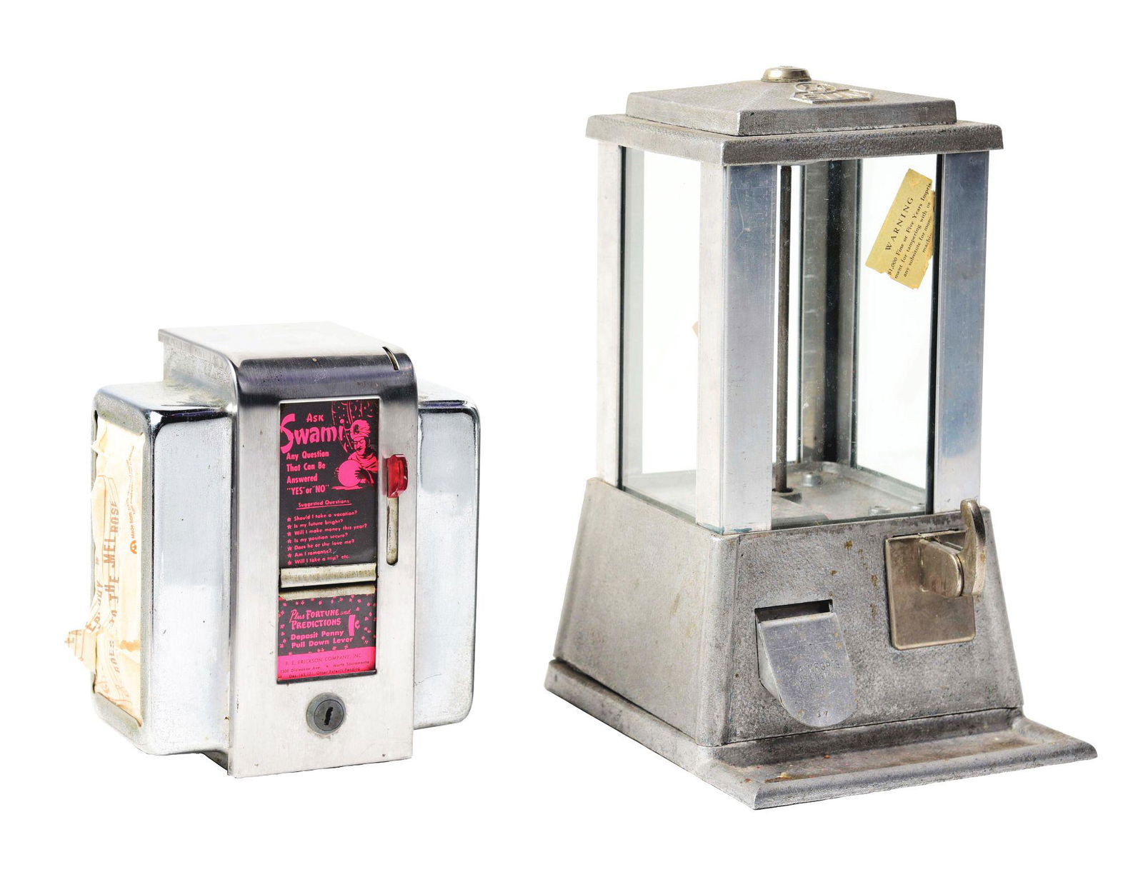 LOT OF 2: VENDING MACHINES. (1 of 5)