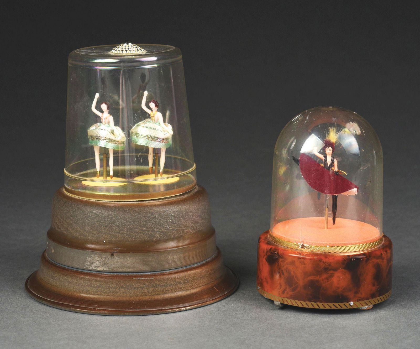 LOT OF 2: DOMED BALLERINA MUSIC BOXES. (1 of 7)