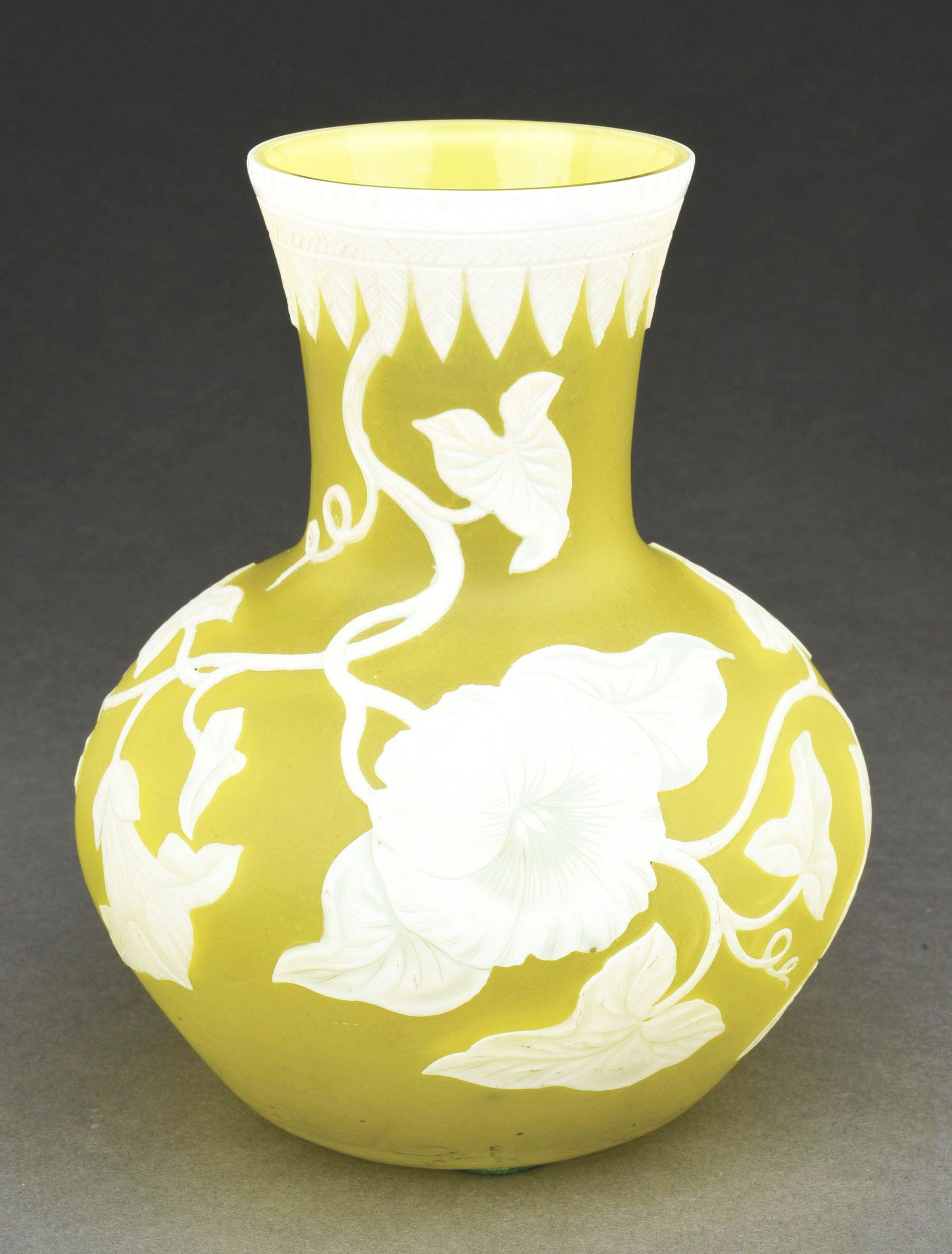 CAMEO MORNING GLORY VASE. (1 of 5)