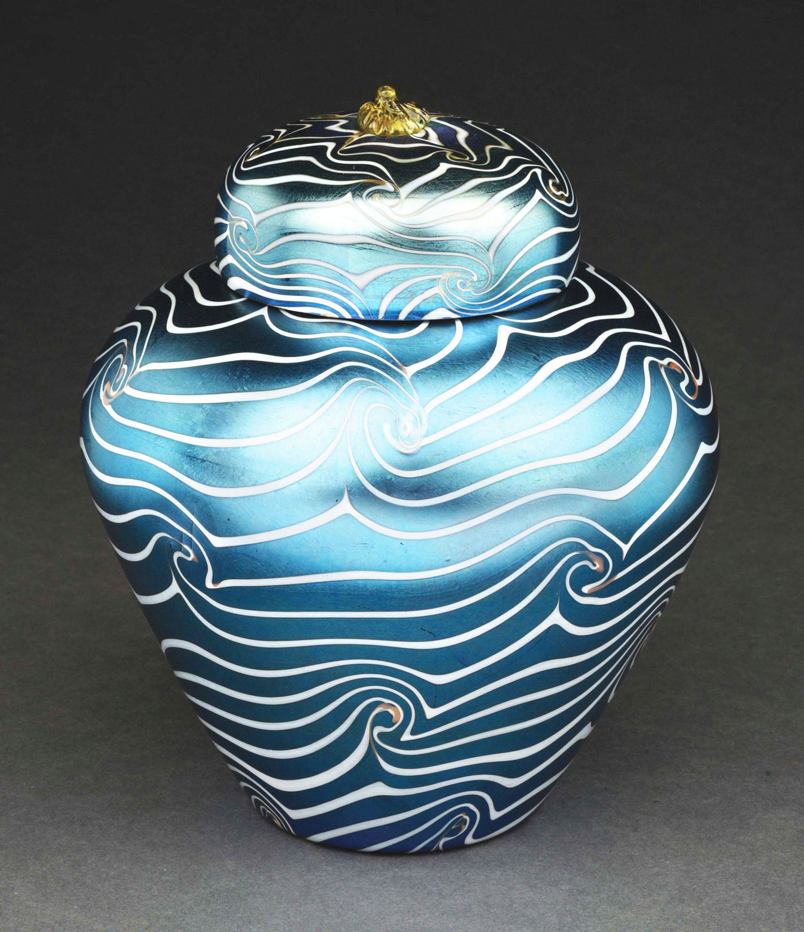 EARLY 20TH CENTURY COVERED GLASS JAR. (1 of 5)