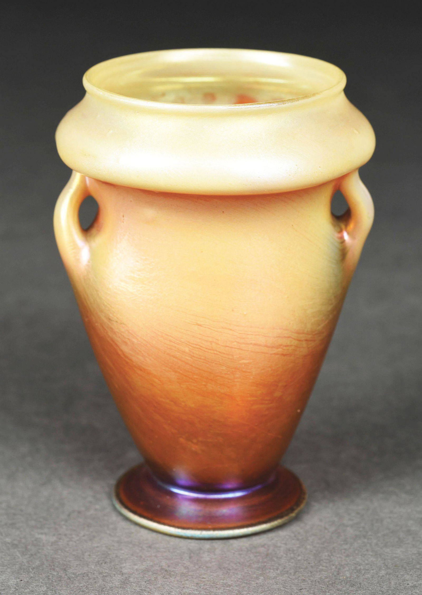 TIFFANY STUDIOS TOOTHPICK HOLDER. (1 of 7)