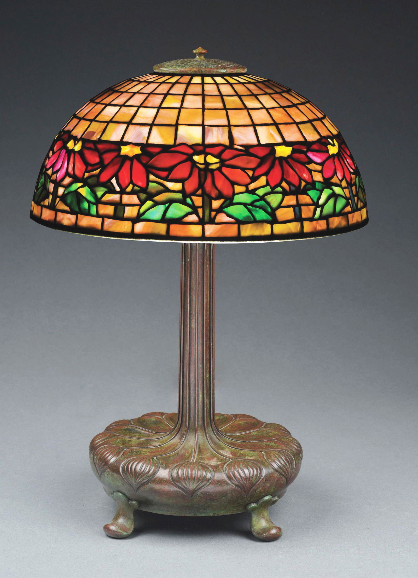 TIFFANY STUDIOS POINSETTIA TABLE LAMP. (1 of 12)